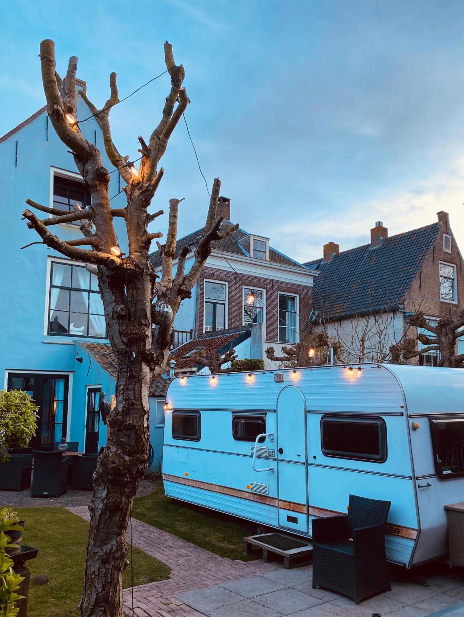 Caravan Stadstuin Goedereede Let Op De Badkamer Moet Met Andere Gasten Gedeeld Worden Buitenkant foto