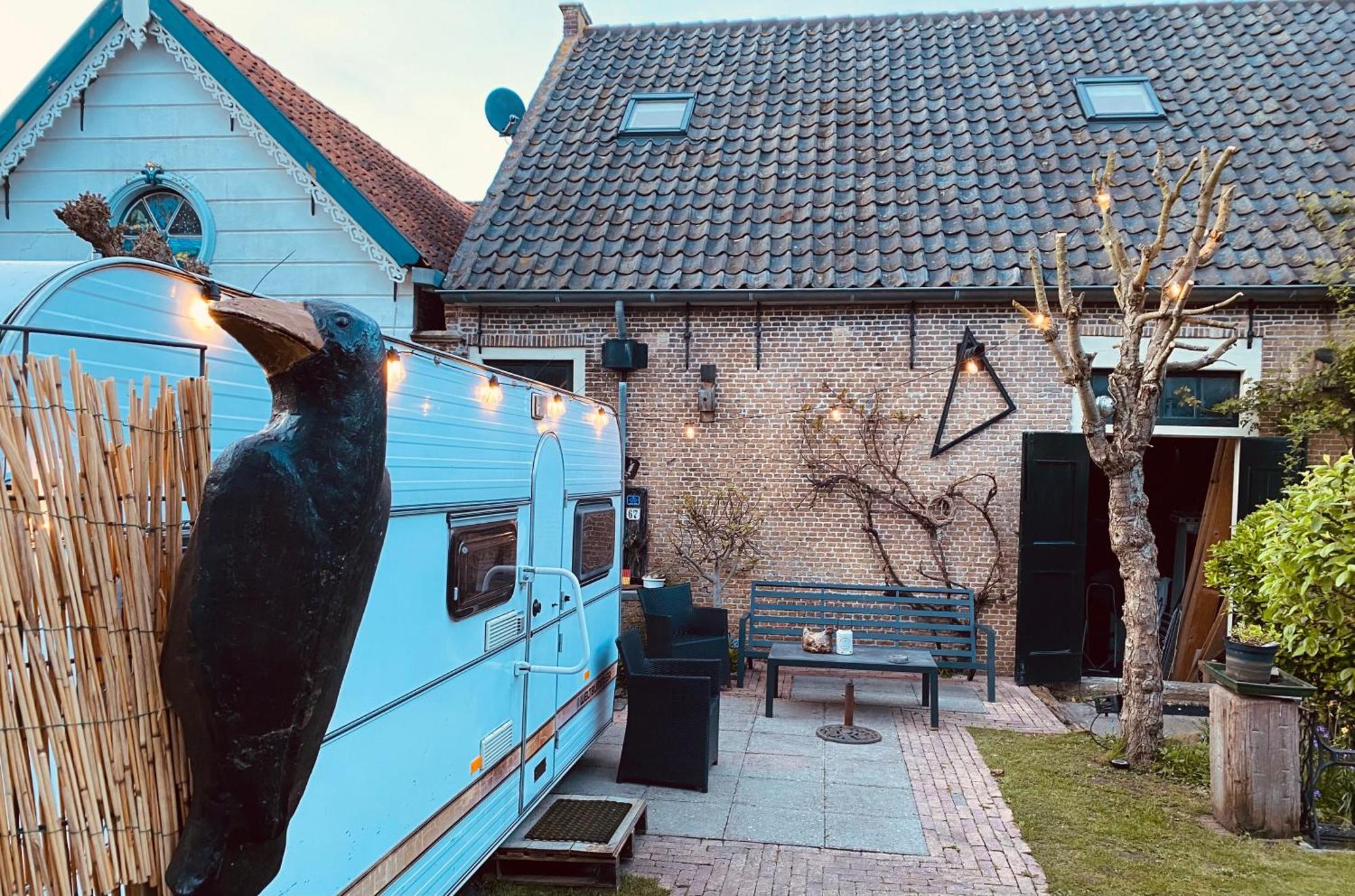 Caravan Stadstuin Goedereede Let Op De Badkamer Moet Met Andere Gasten Gedeeld Worden Buitenkant foto
