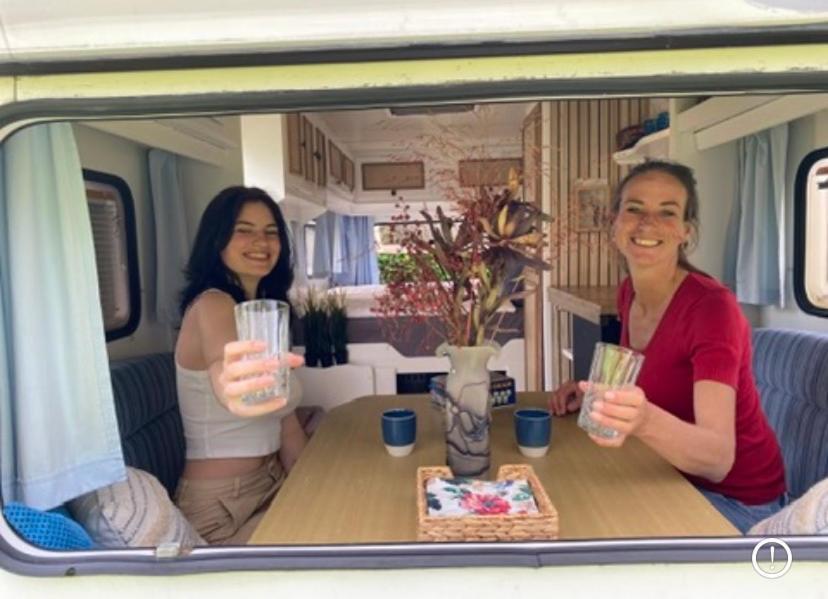 Caravan Stadstuin Goedereede Let Op De Badkamer Moet Met Andere Gasten Gedeeld Worden Buitenkant foto